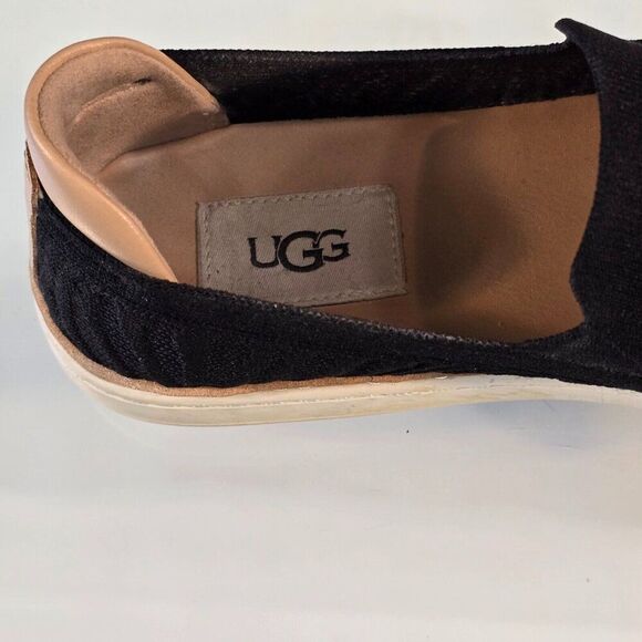 UGG Sammy Wavy Knit Slip On Loafer Sneaker Flats Women US Size 8 Black 1125017 - Picture 6 of 11